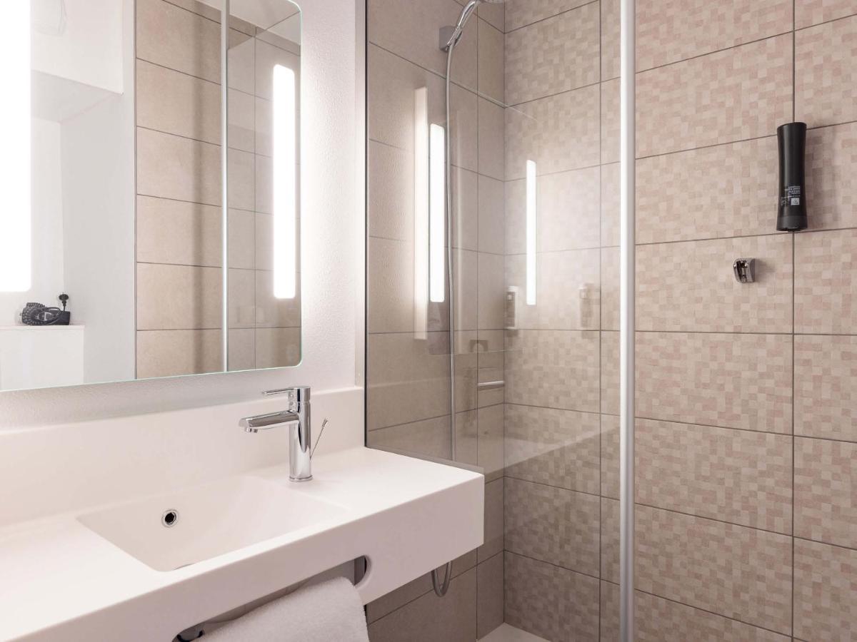 B&B Hotel Rennes Parc Expo Aeroport Bruz Εξωτερικό φωτογραφία